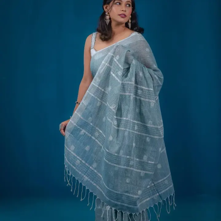 Shumitra Saree